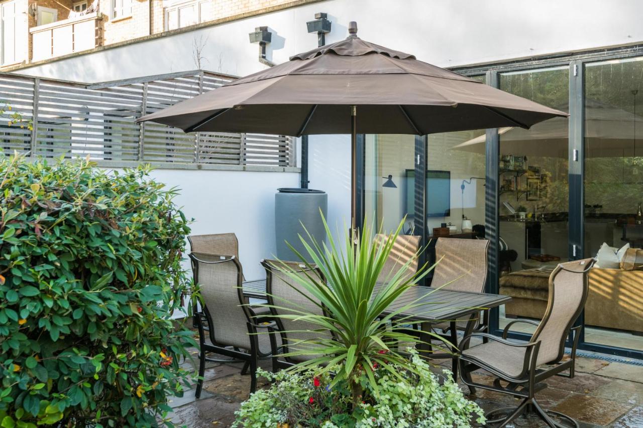 Breathtaking Putney Home With Gorgeous Garden Ричмонд Экстерьер фото
