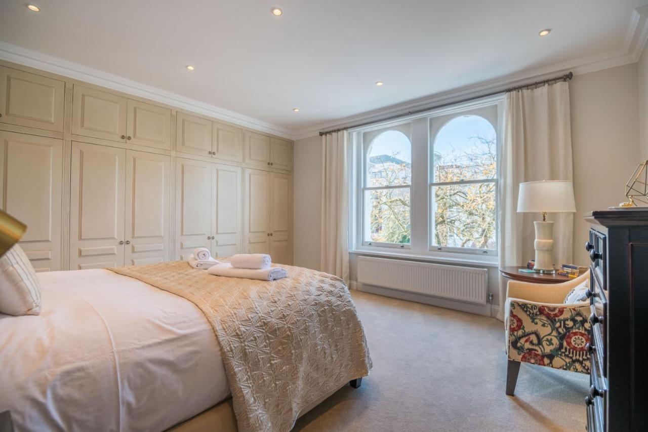 Breathtaking Putney Home With Gorgeous Garden Ричмонд Экстерьер фото
